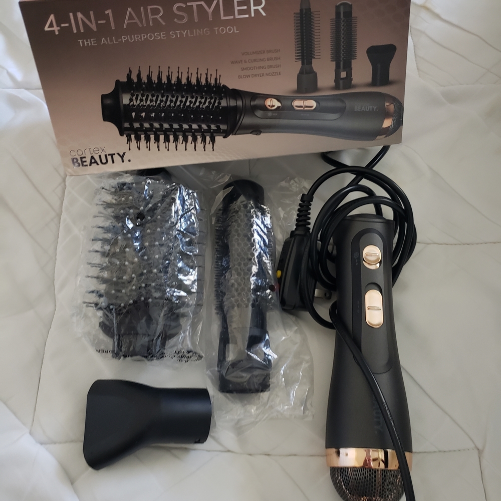 Black and Gold 4-in-1 Air Styler
